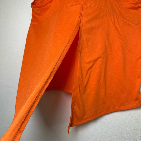 GapFit Orange Muscle Tee Sleeveless with Open Back - Picture 4 of 11